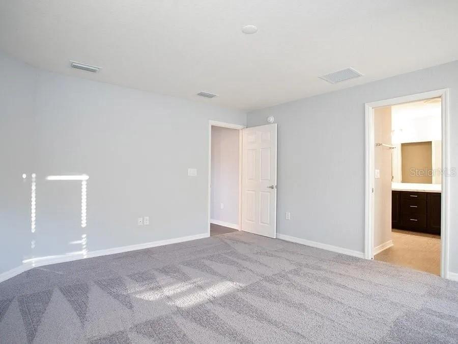 Image 5 of 12 For 2512 58th Circle E
