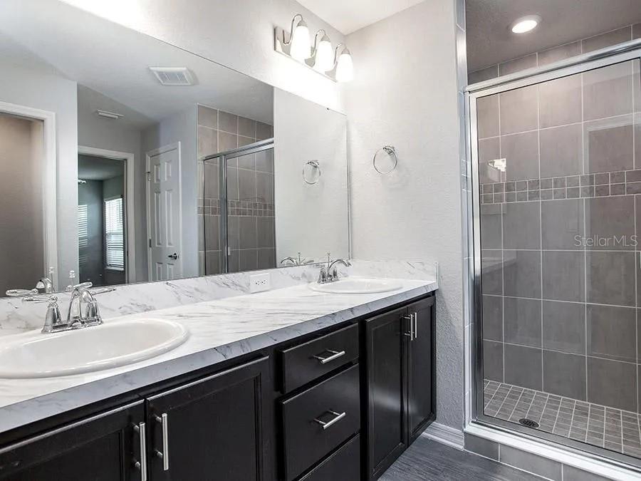 Image 6 of 12 For 2512 58th Circle E