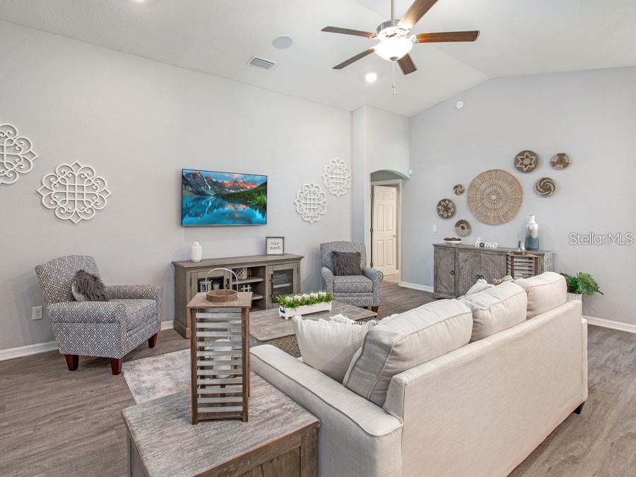 Image 9 of 18 For 2556 58th Circle E