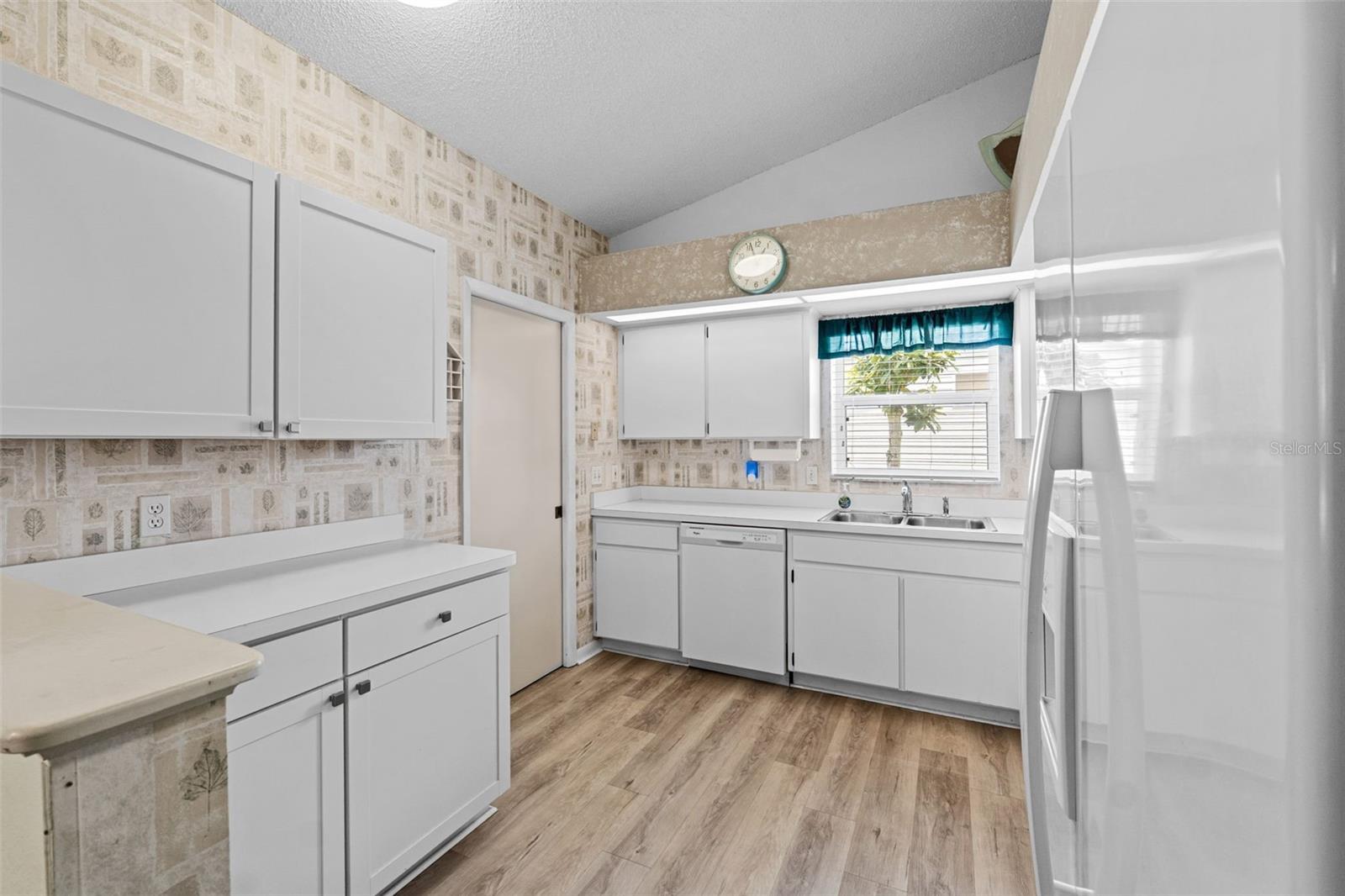 Image 13 of 47 For 3341 Highland Fairways Boulevard