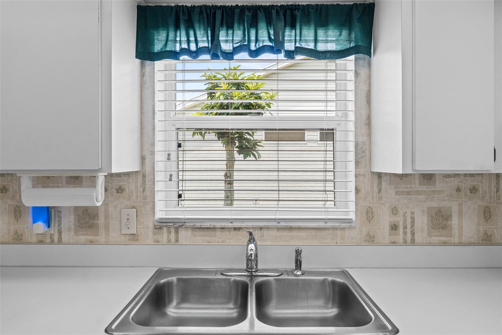 Image 16 of 47 For 3341 Highland Fairways Boulevard