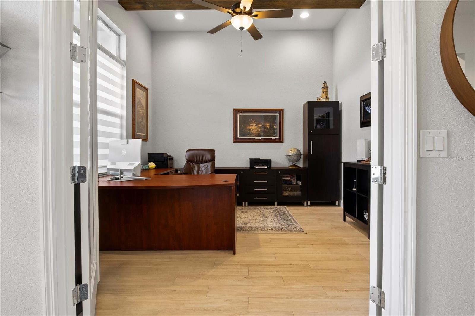 Image 10 of 63 For 6777 Bentridge Drive