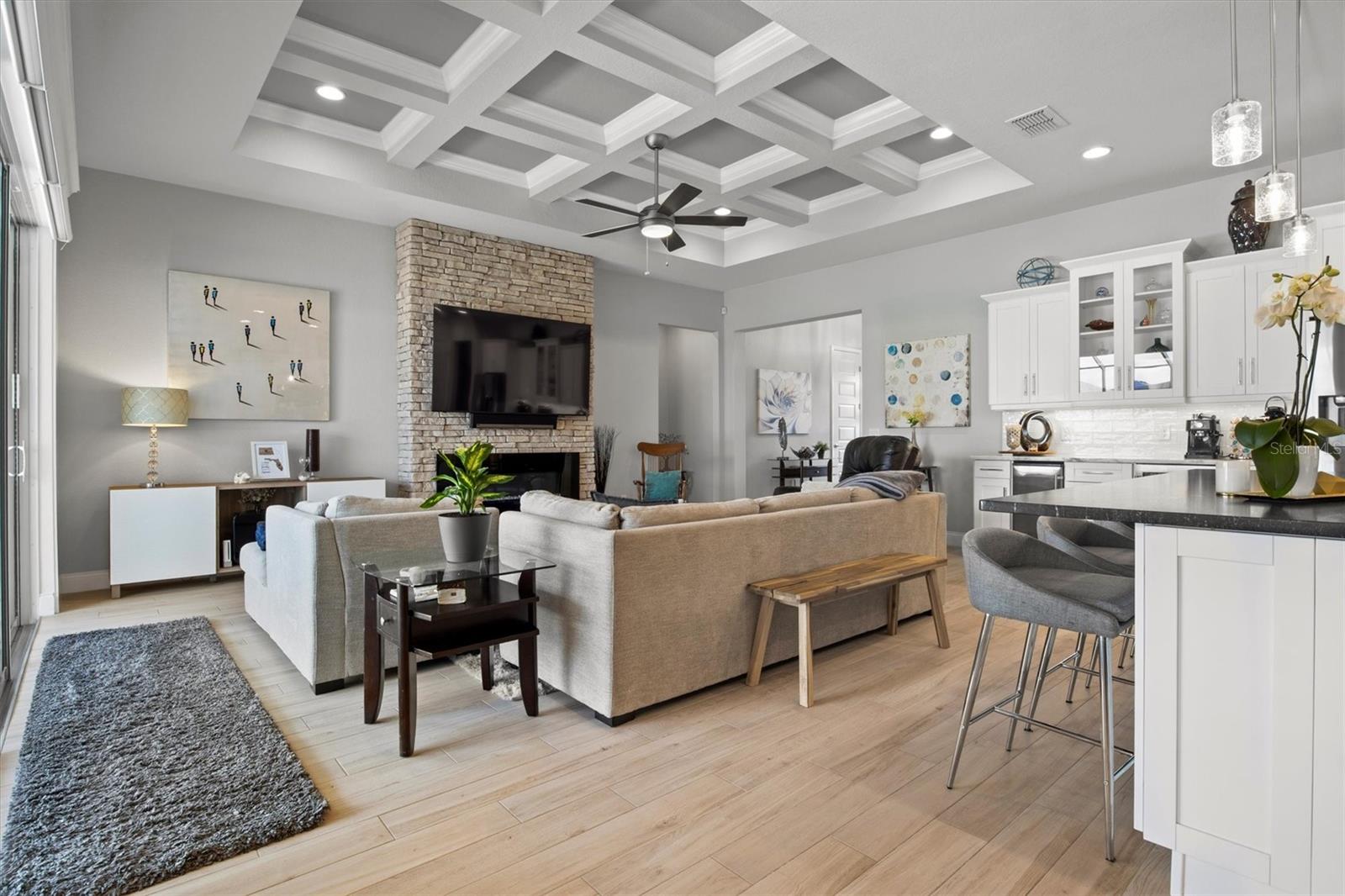 Image 17 of 63 For 6777 Bentridge Drive