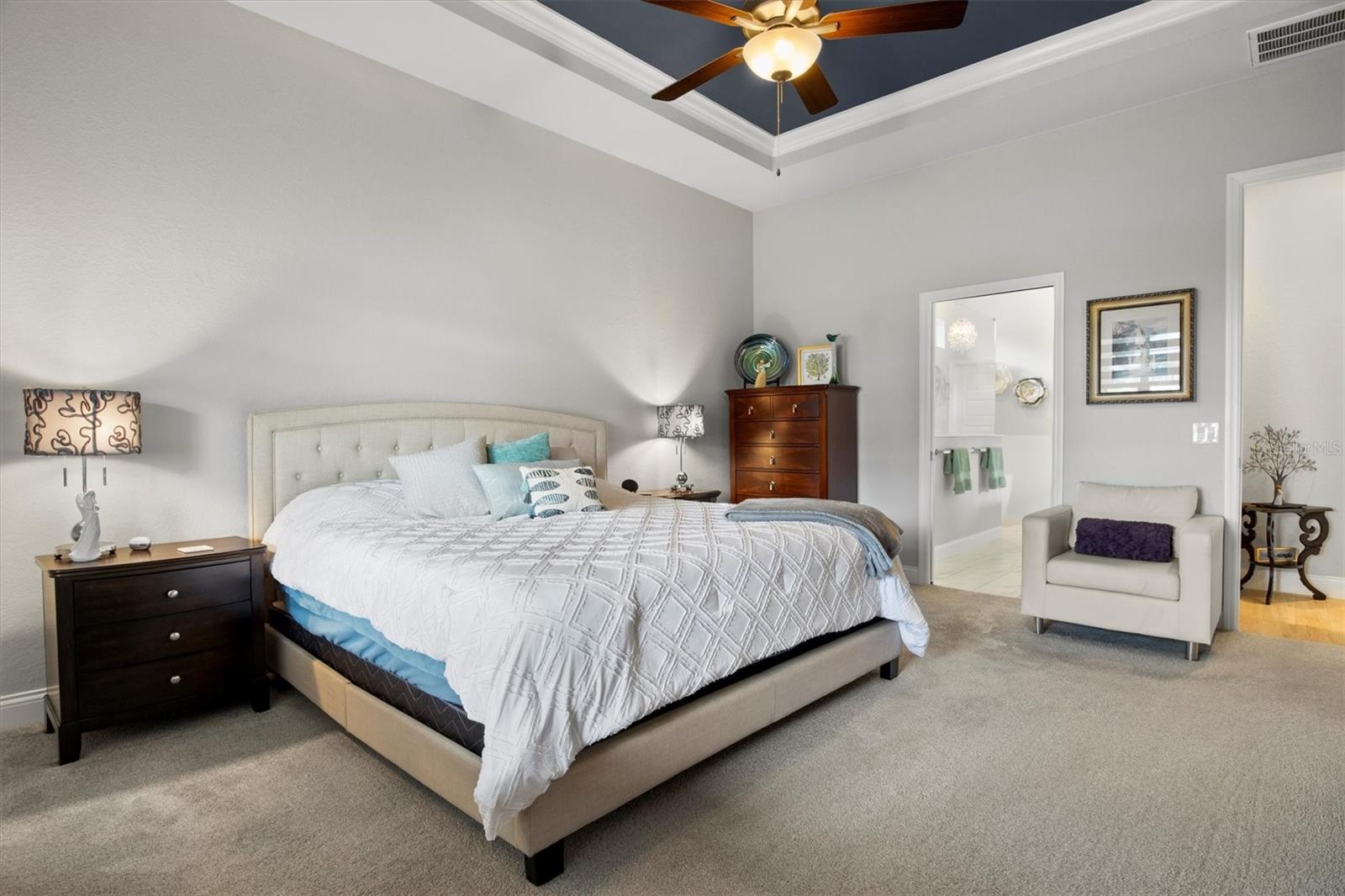 Image 21 of 63 For 6777 Bentridge Drive