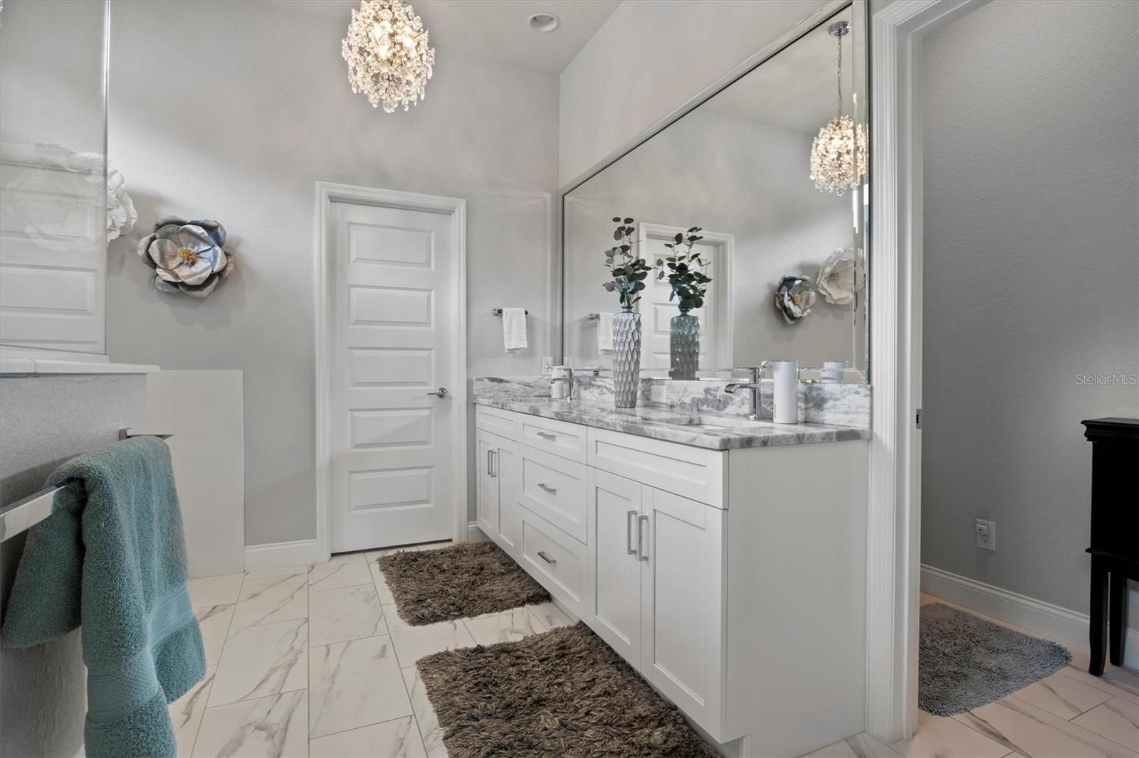 Image 23 of 63 For 6777 Bentridge Drive
