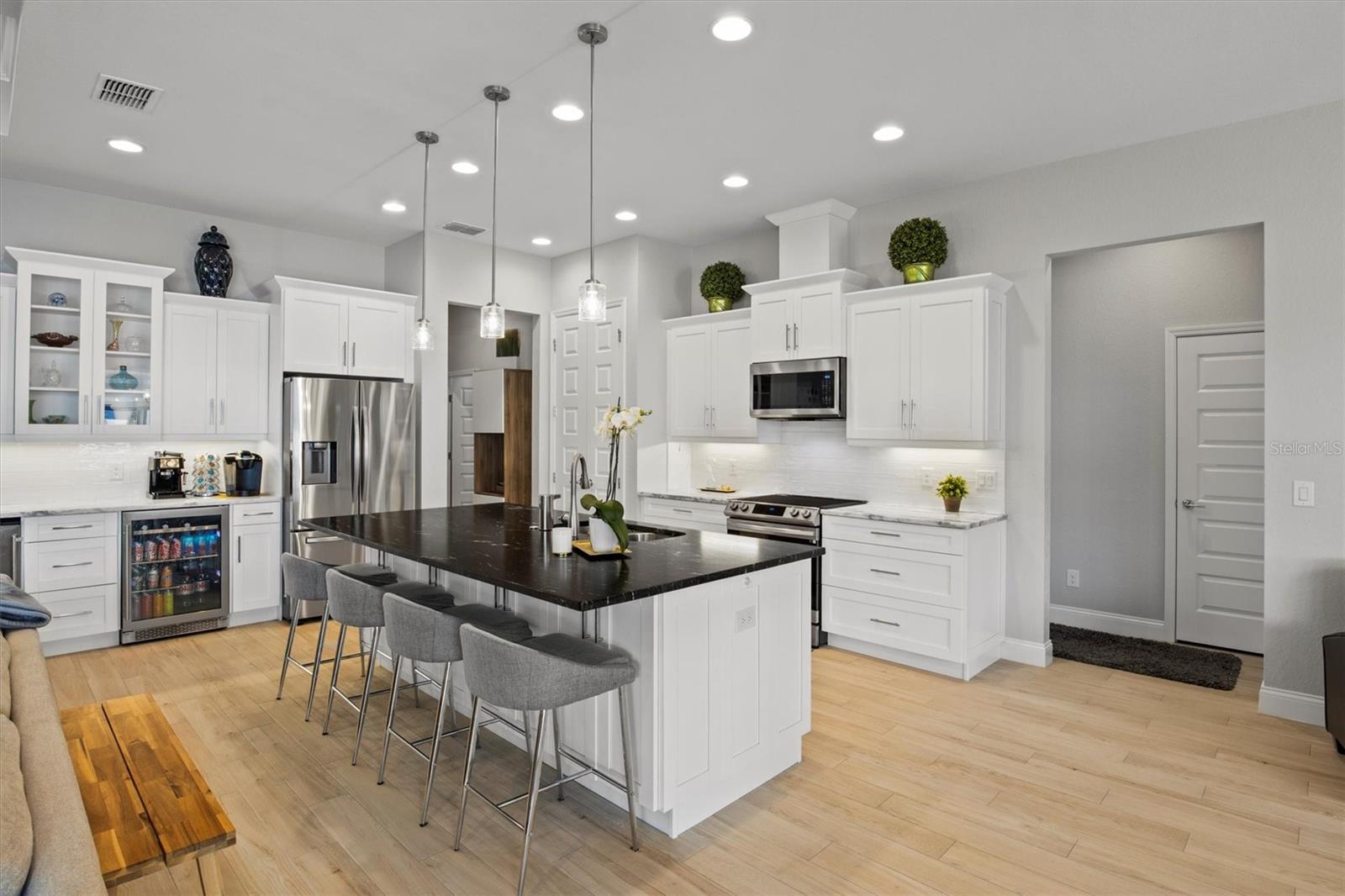 Image 28 of 63 For 6777 Bentridge Drive