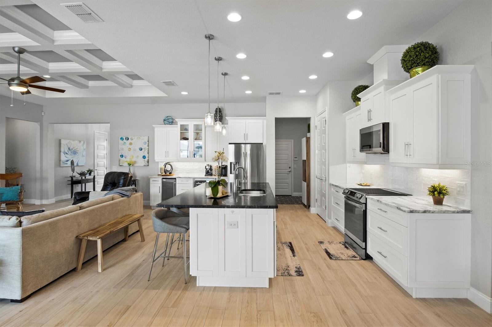 Image 31 of 63 For 6777 Bentridge Drive