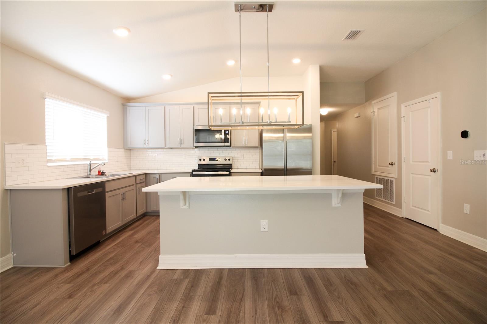 Image 10 of 32 For 7109 Cruz Court