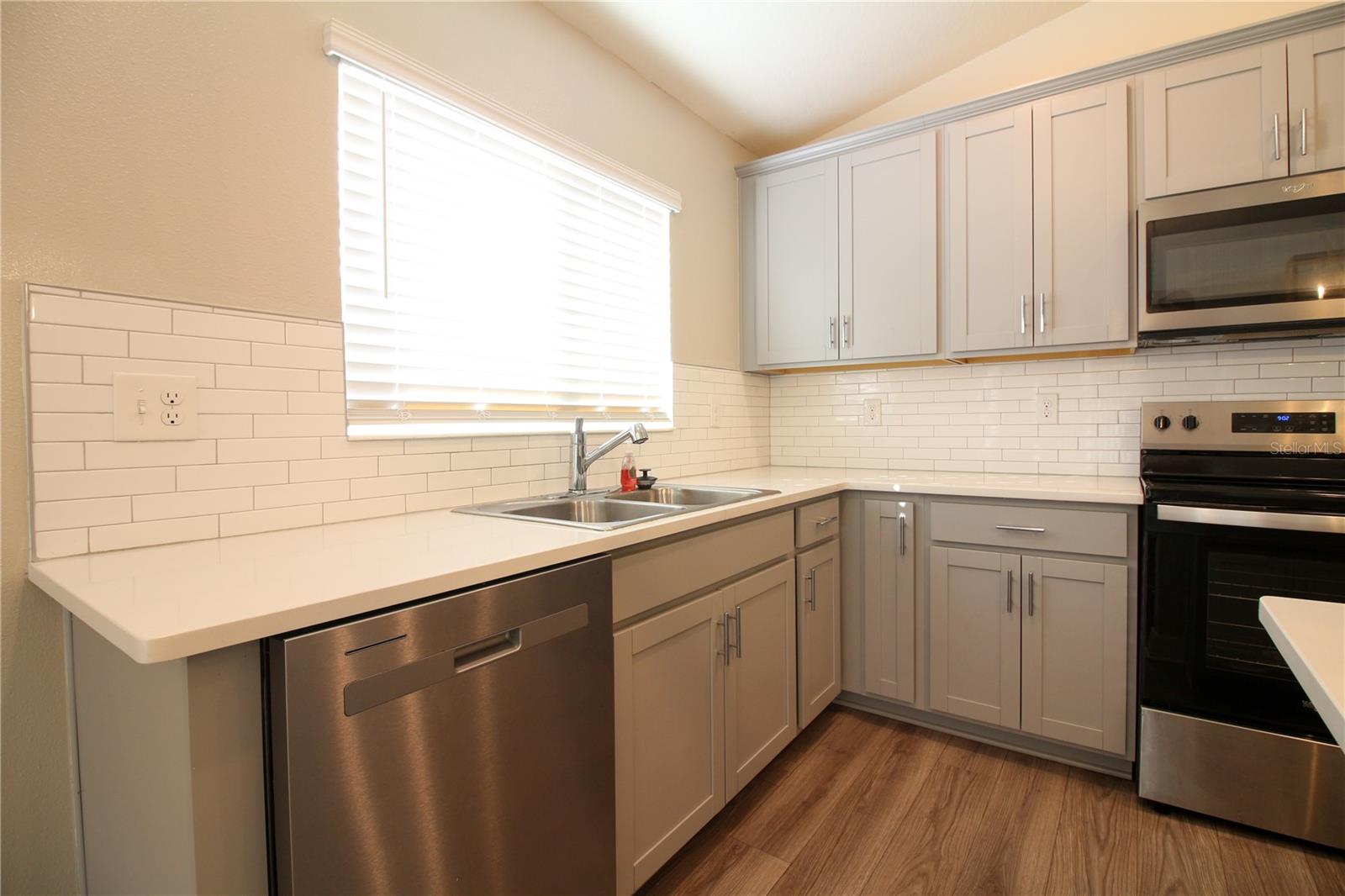 Image 11 of 32 For 7109 Cruz Court