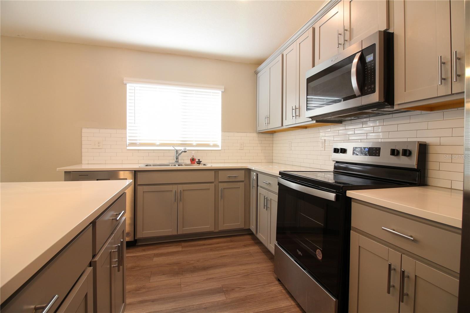 Image 13 of 32 For 7109 Cruz Court