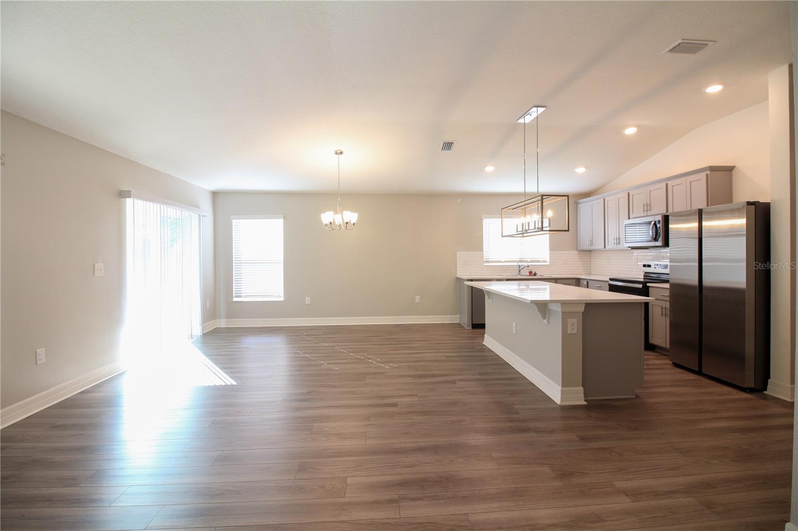 Image 5 of 32 For 7109 Cruz Court