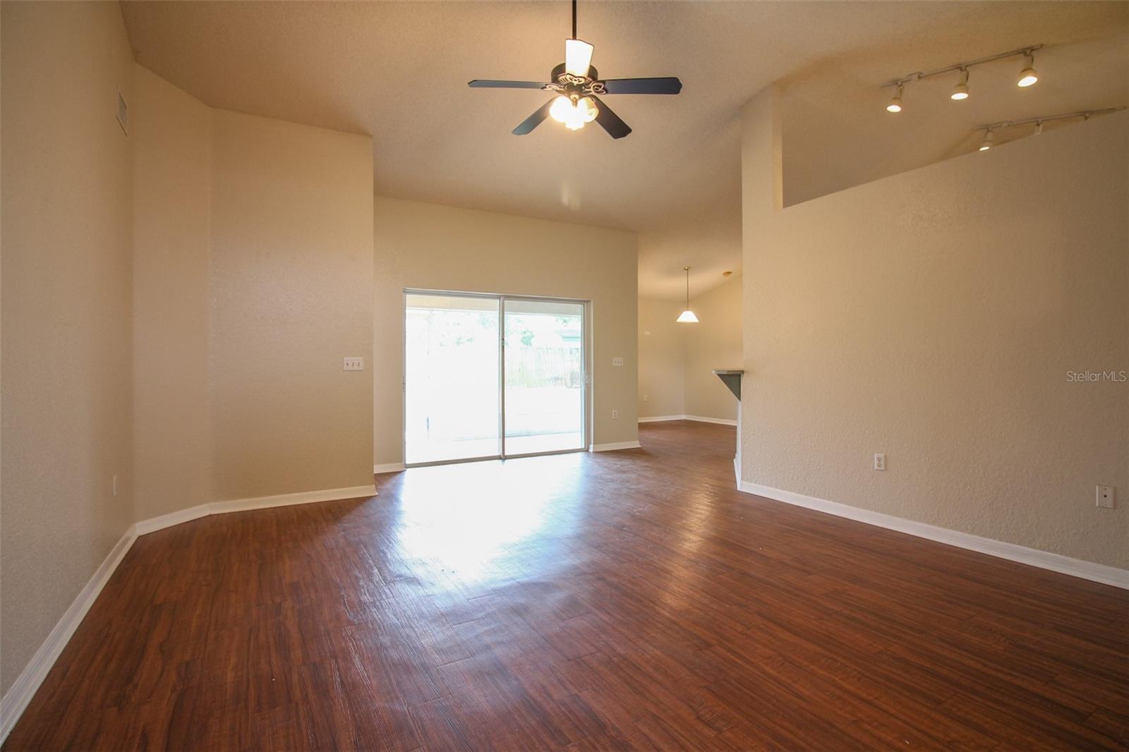 Image 4 of 20 For 3002 Chasewood Drive