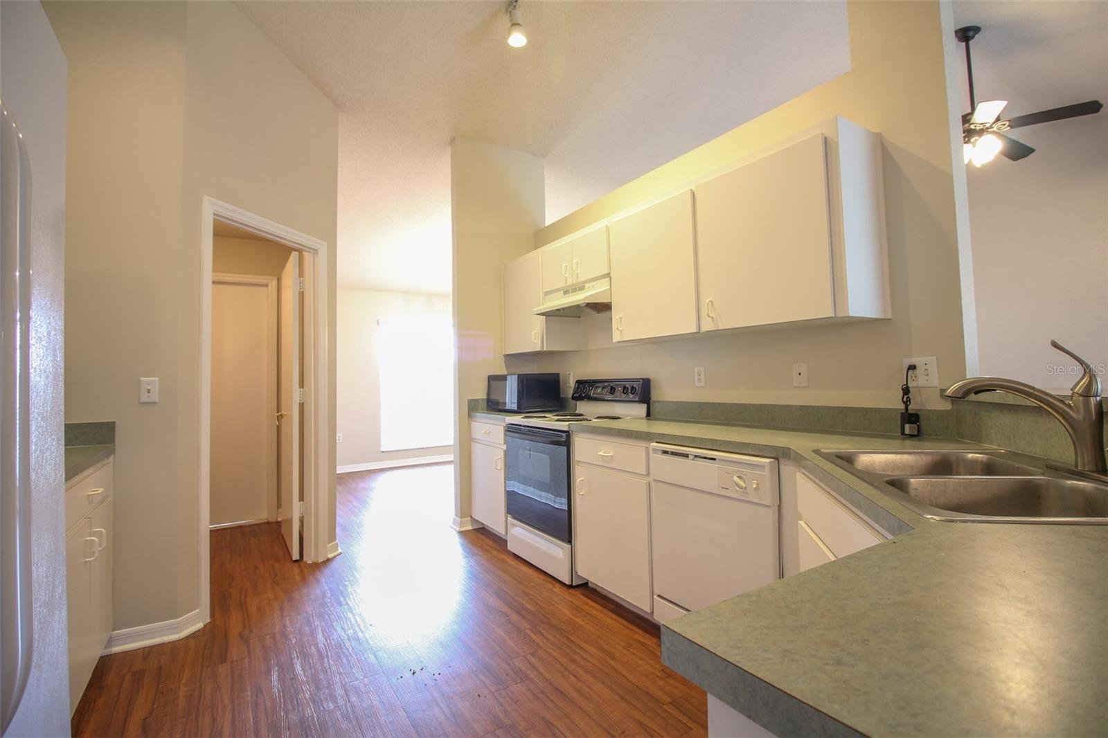 Image 9 of 20 For 3002 Chasewood Drive
