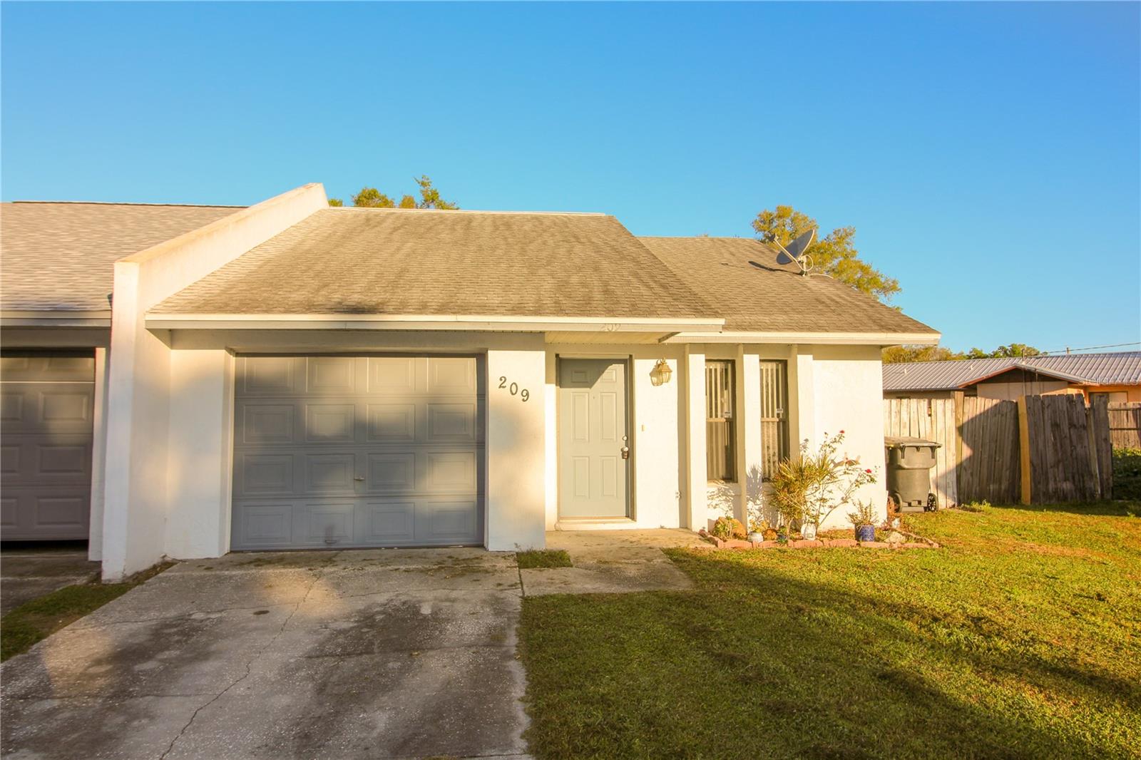 Details for 209 Granite Drive, LAKELAND, FL 33809
