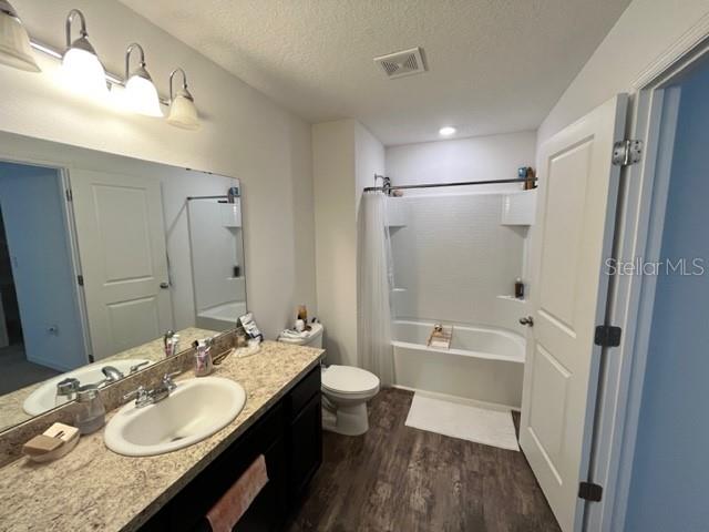 Image 10 of 18 For 879 Grandin Street