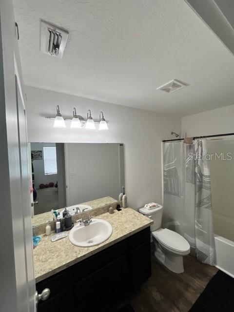 Image 14 of 18 For 879 Grandin Street