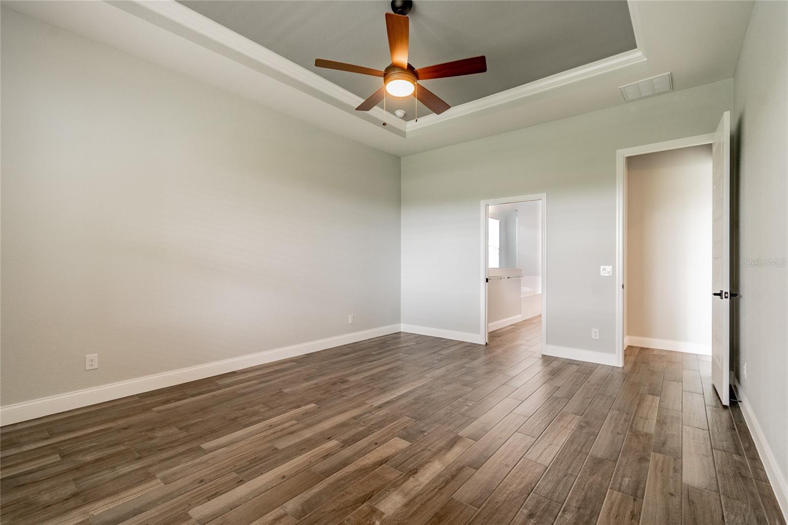 Image 19 of 38 For 6753 Bentridge Dr