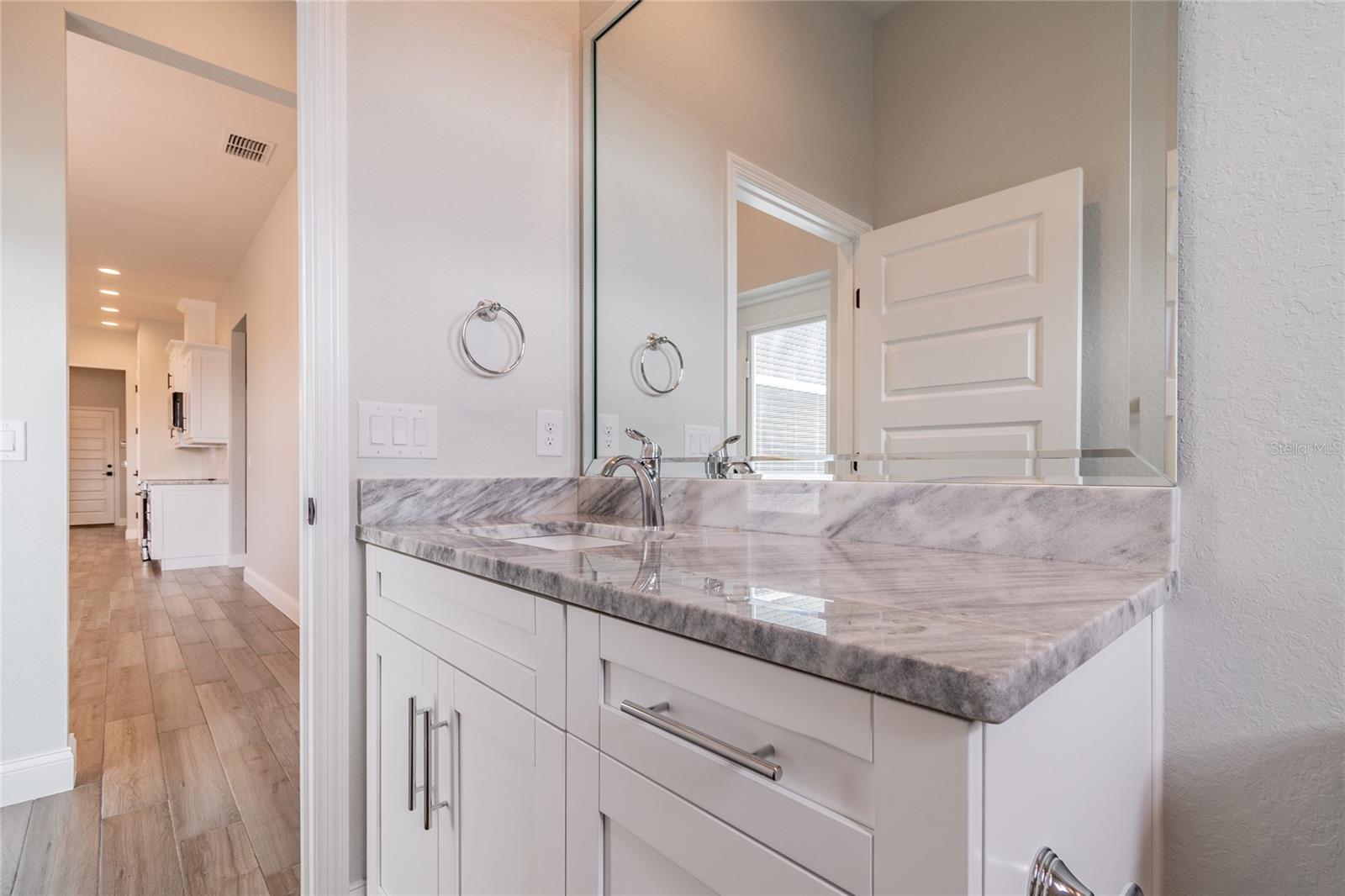 Image 30 of 38 For 6753 Bentridge Dr