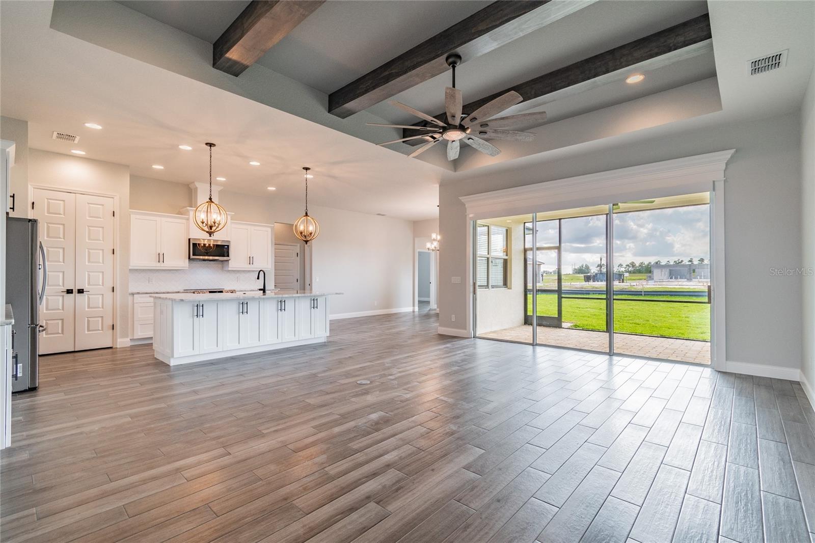 Image 5 of 38 For 6753 Bentridge Dr