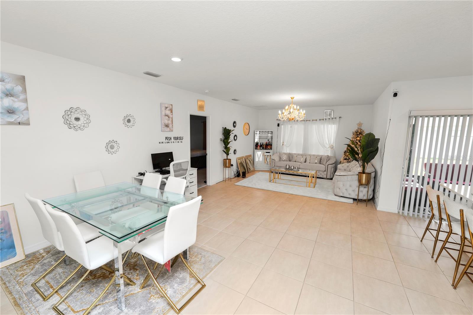 Image 12 of 31 For 2039 Rosewood Circle