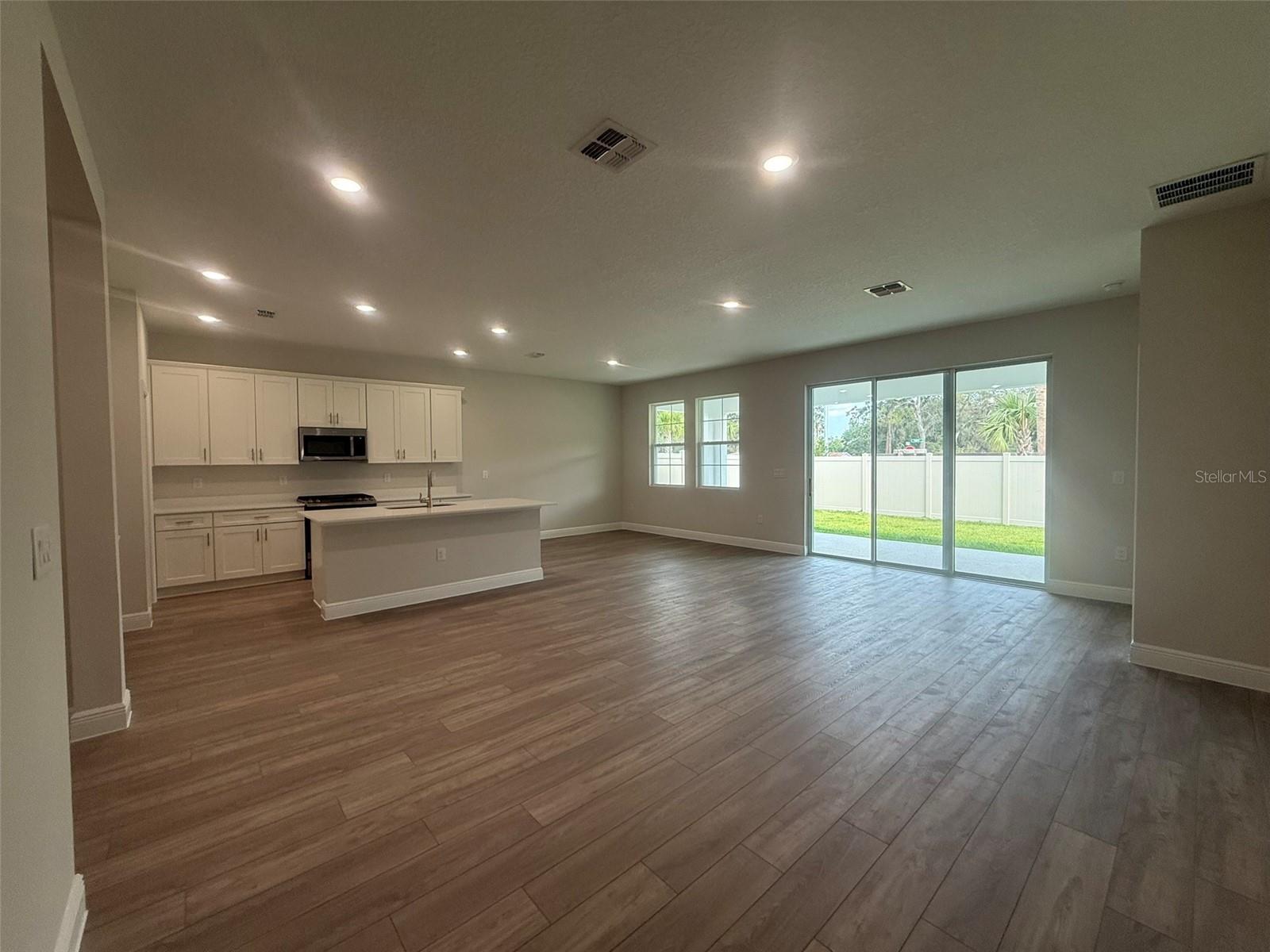 Image 4 of 31 For 12132 Cattleside Drive 12132
