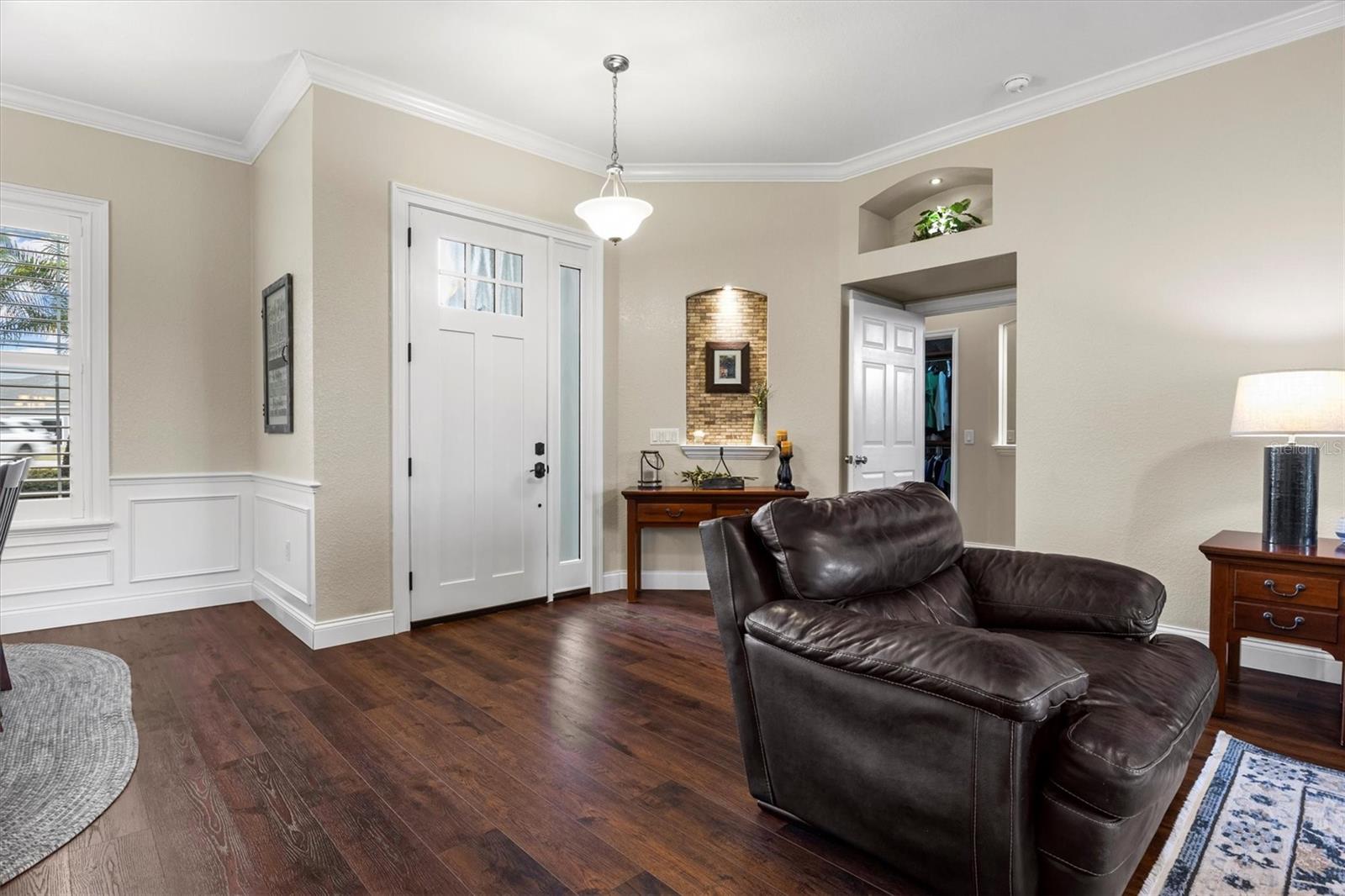 Image 10 of 74 For 8909 Campbell Road
