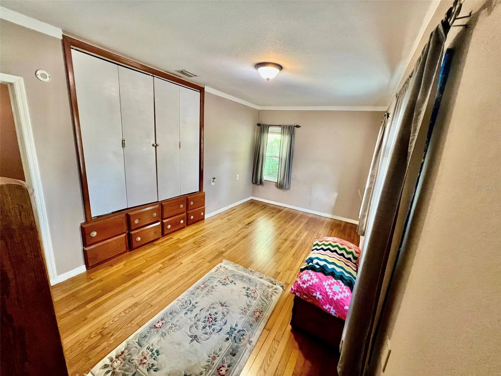 Image 11 of 19 For 236 Seminole Avenue