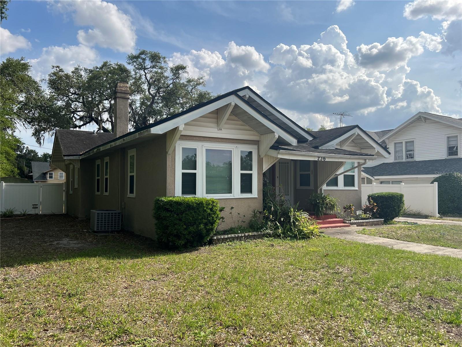 Image 3 of 19 For 236 Seminole Avenue