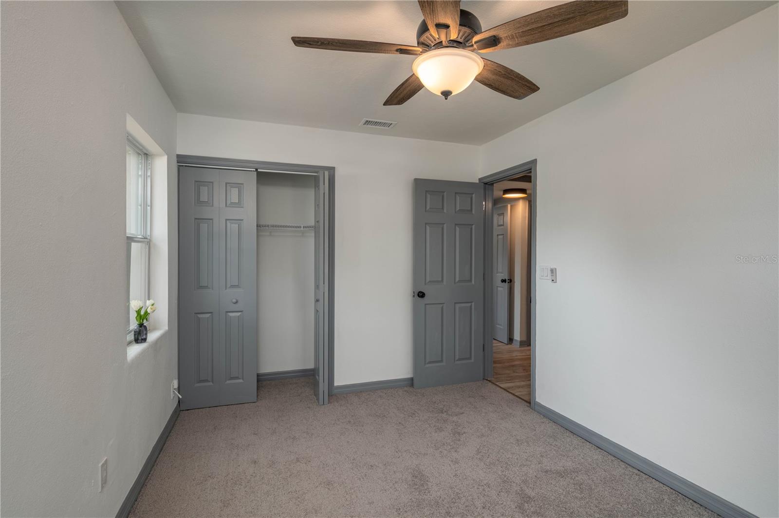Image 12 of 18 For 315 Eastway Drive
