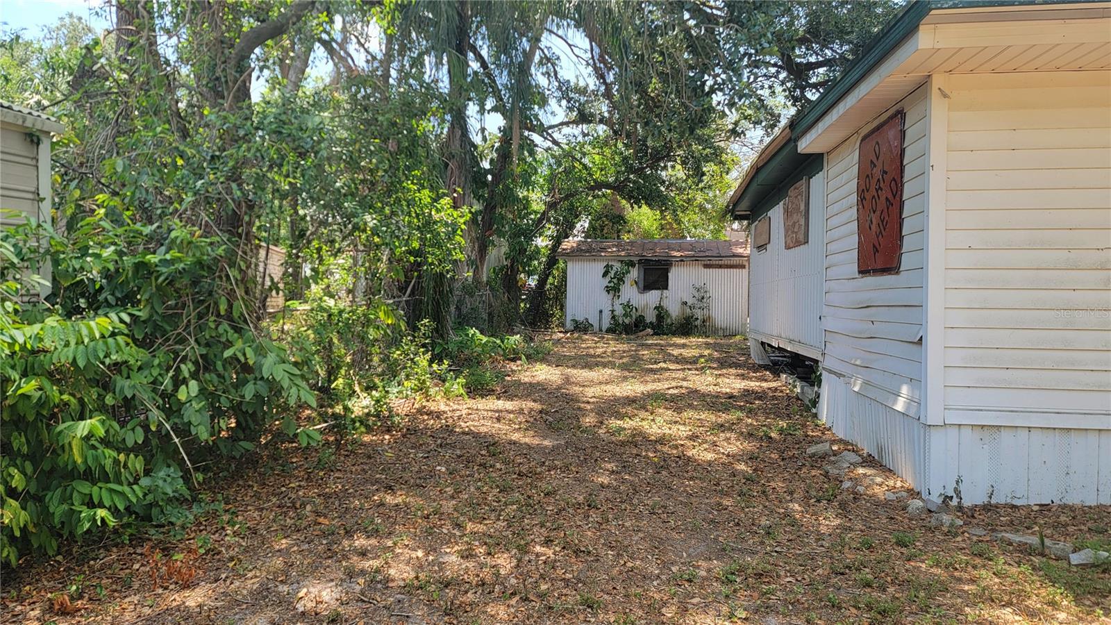 Image 5 of 6 For 10911 Ross Street