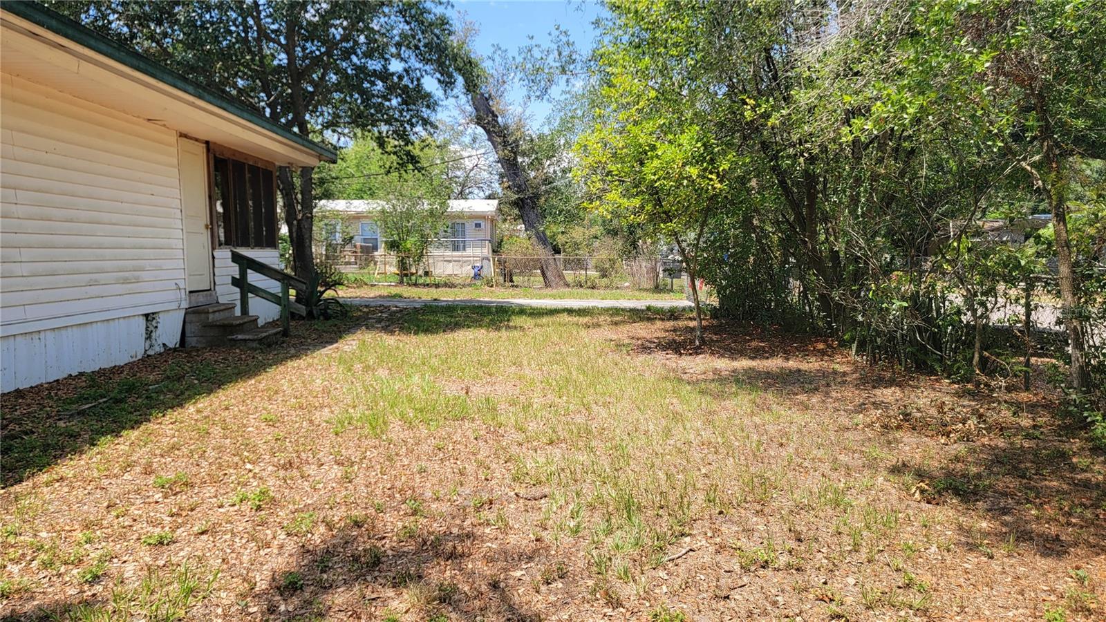 Image 6 of 6 For 10911 Ross Street