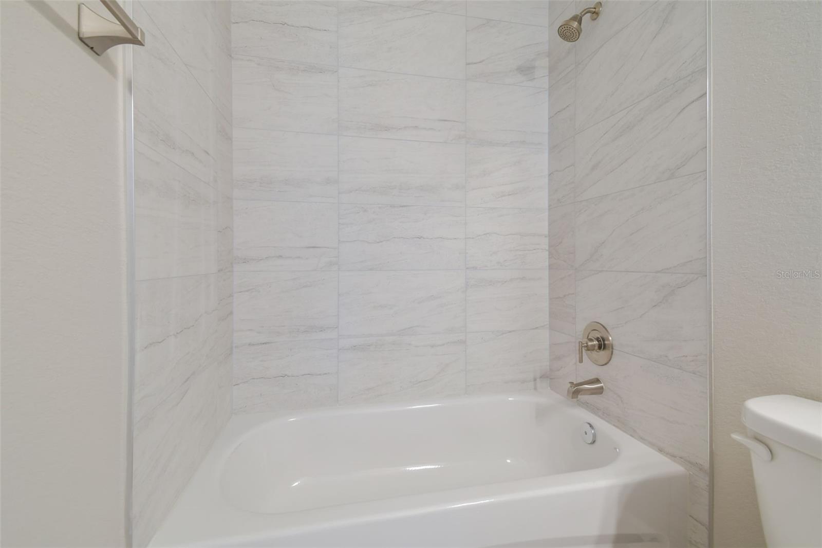 Image 29 of 41 For 629 7th Street W