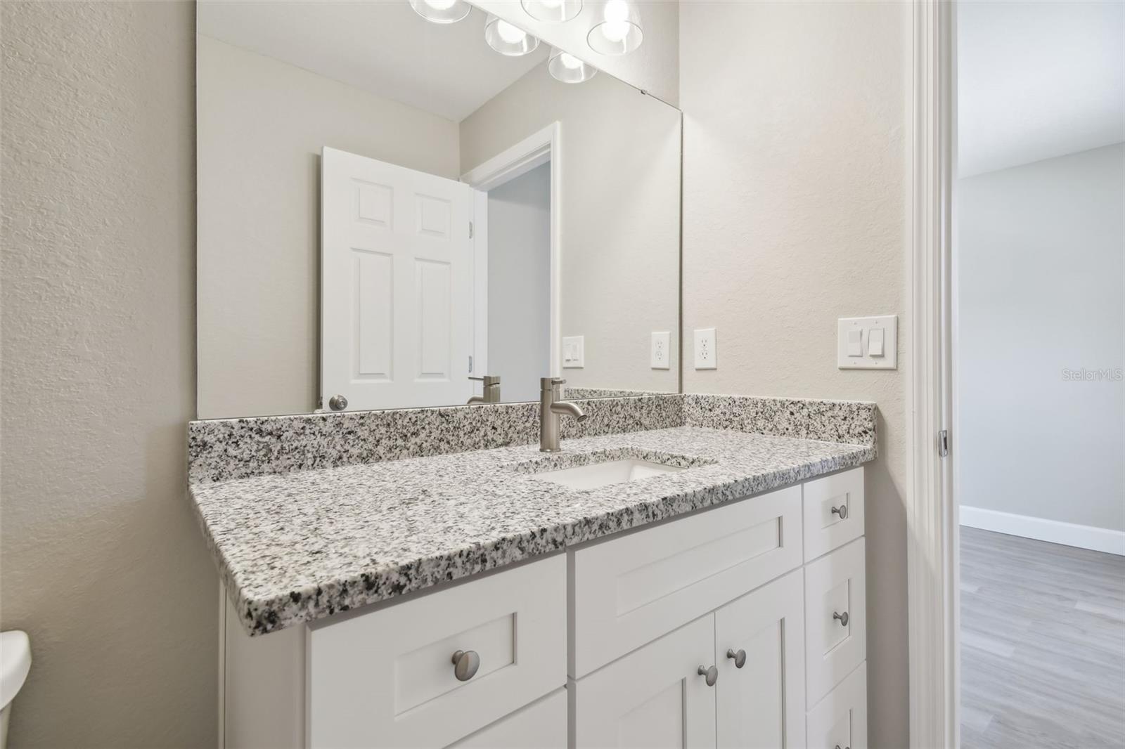 Image 31 of 41 For 629 7th Street W