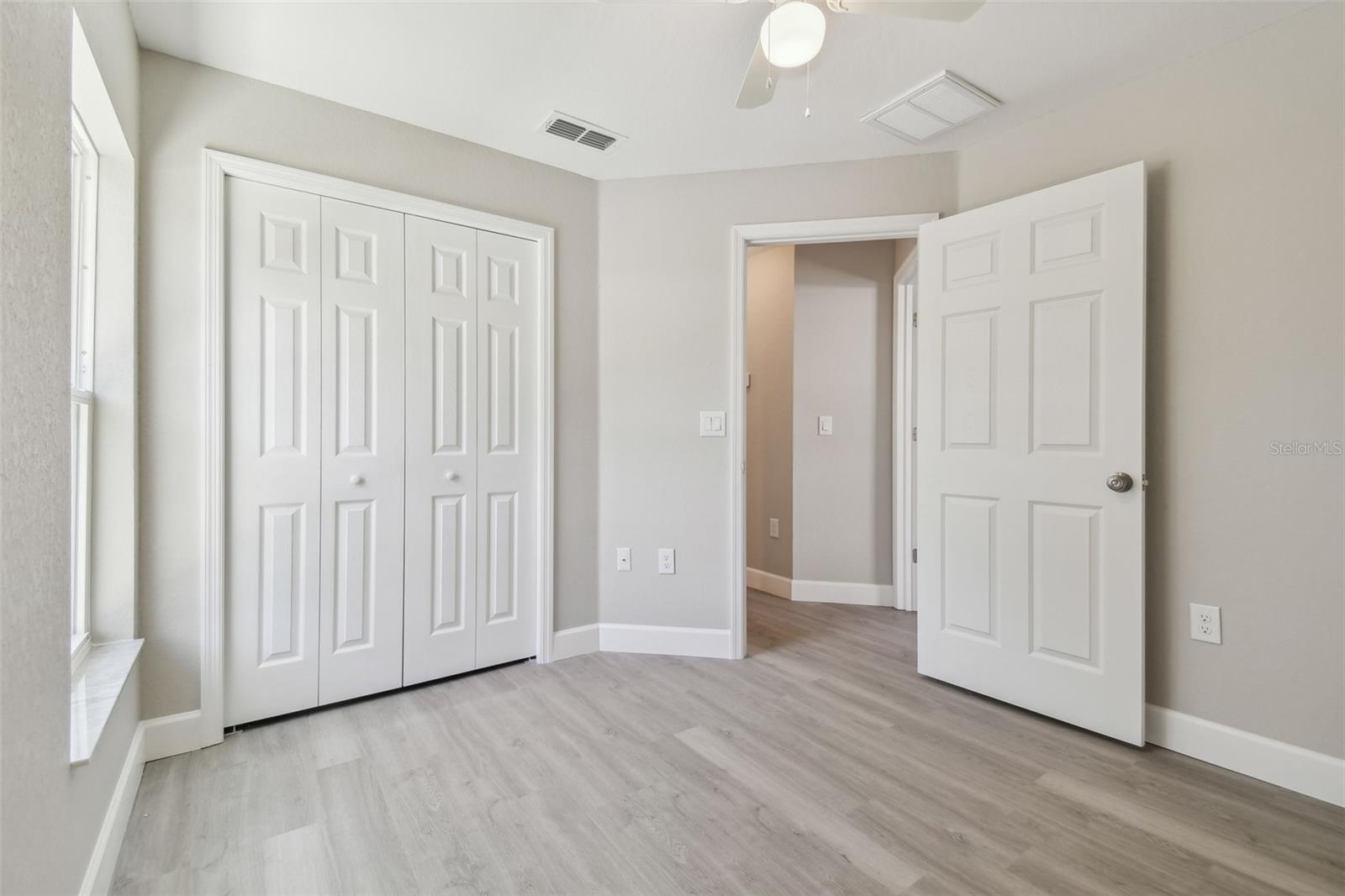 Image 33 of 41 For 629 7th Street W
