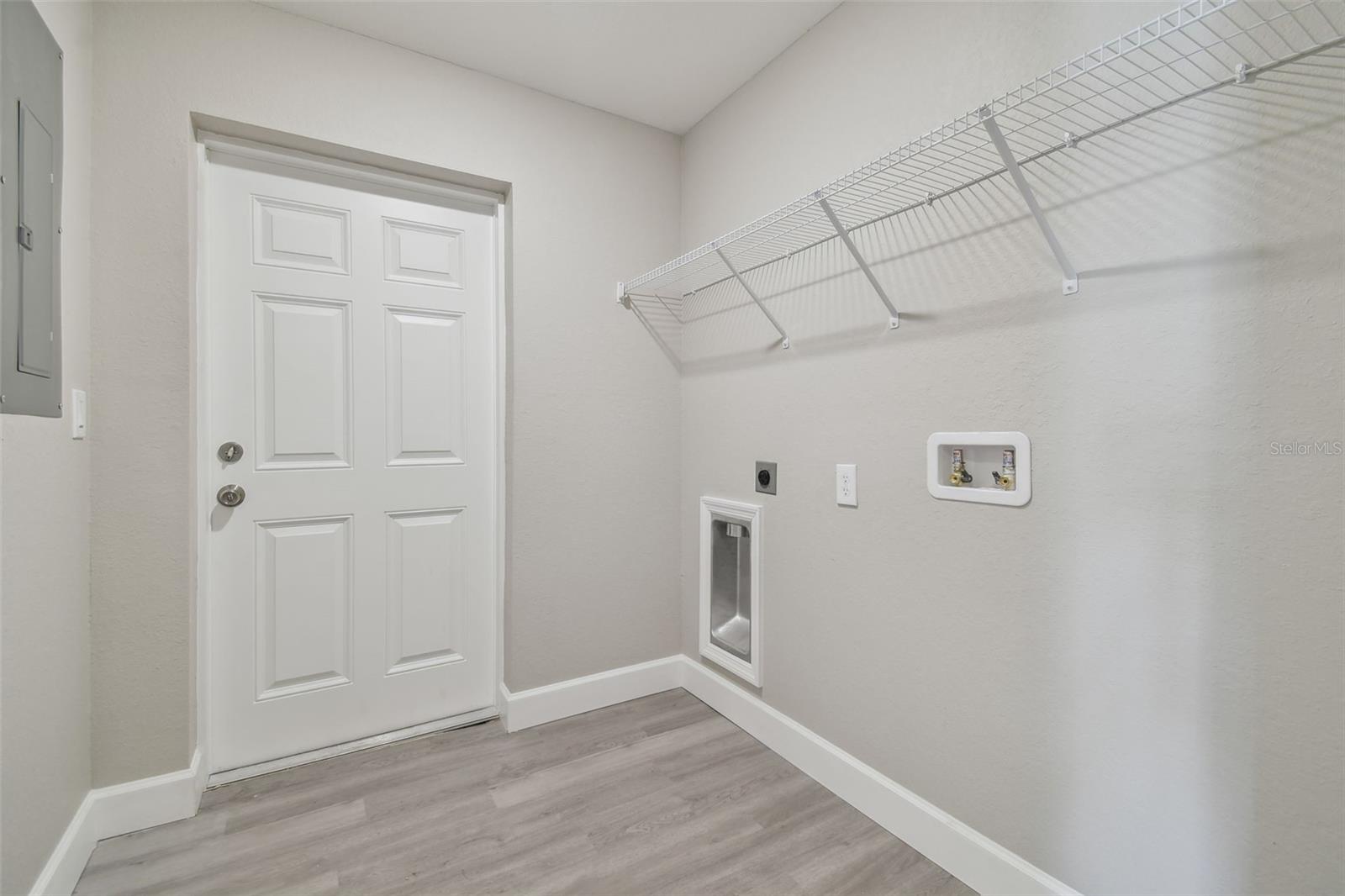 Image 34 of 41 For 629 7th Street W