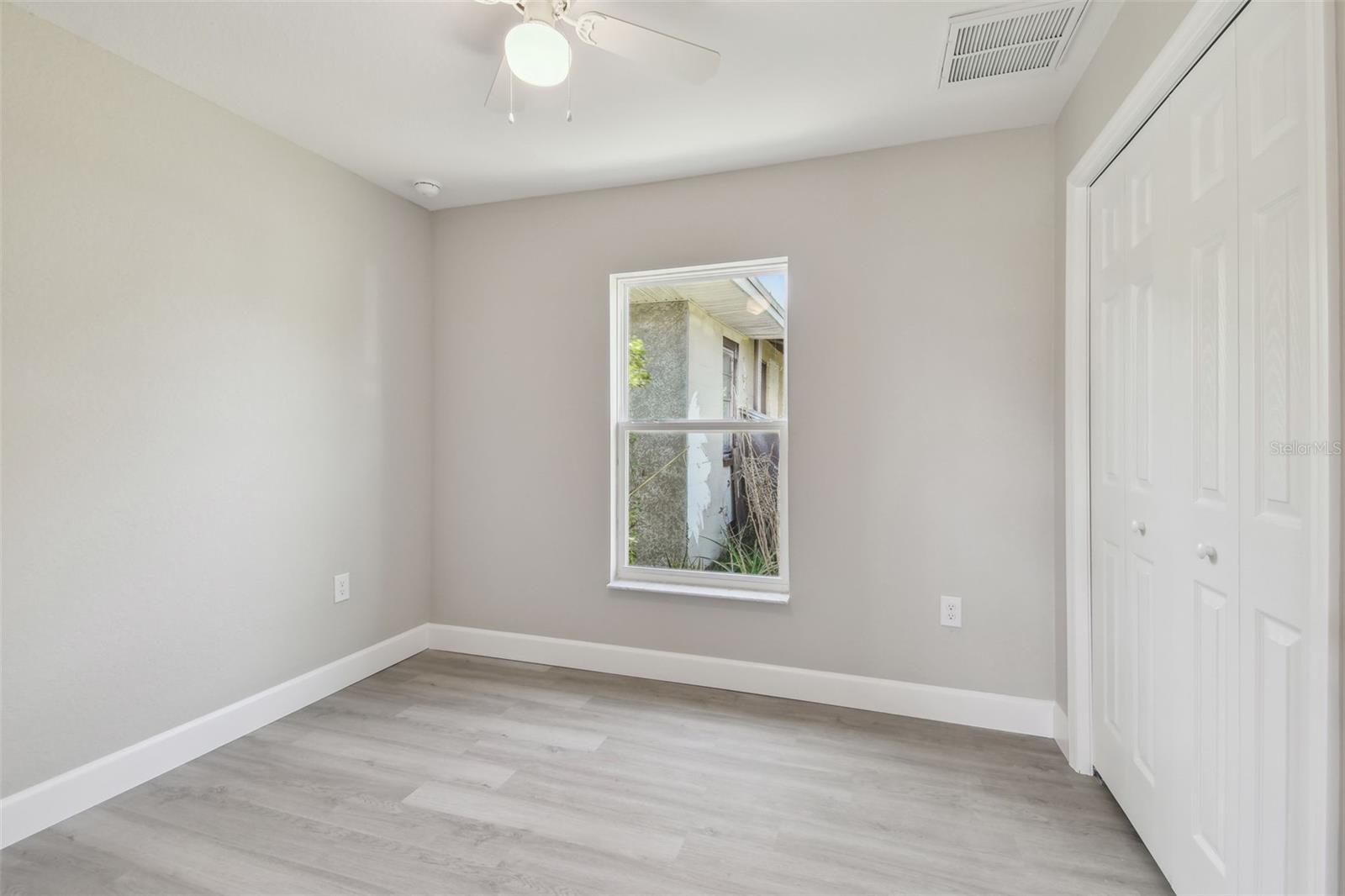 Image 35 of 41 For 629 7th Street W