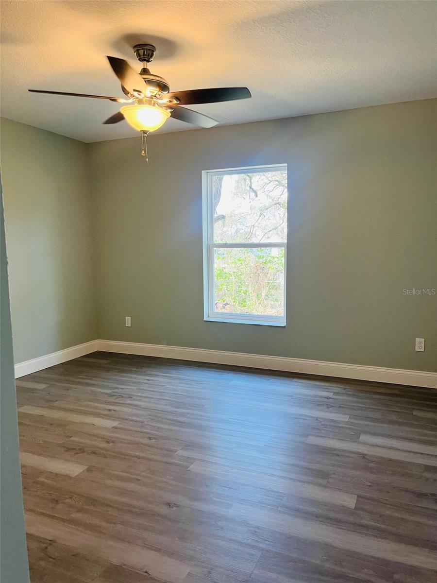 Listing photo id 5 for 2220 Lanier Street