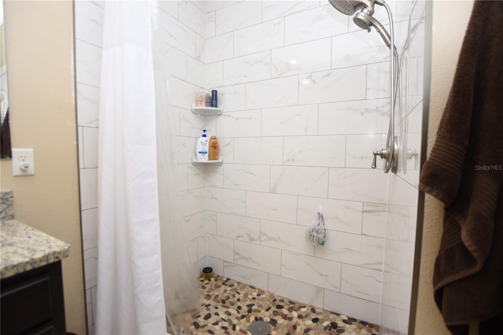 Image 16 of 28 For 3393 Tawny Grove Place