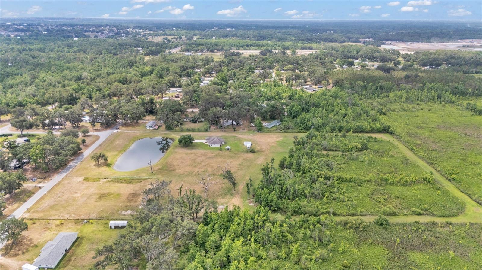 Image 14 of 59 For 8904 Carrolwood Drive