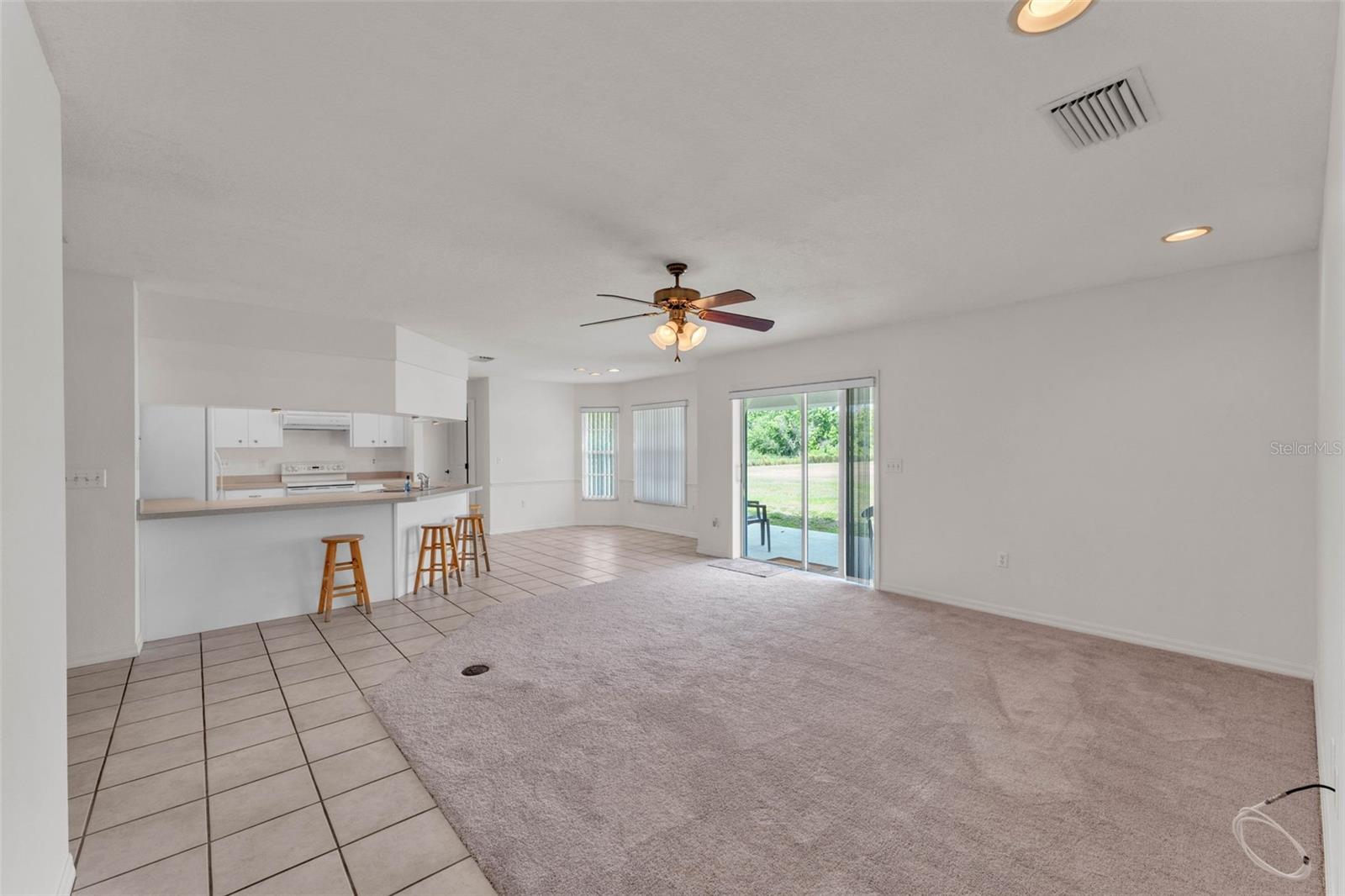 Image 21 of 59 For 8904 Carrolwood Drive