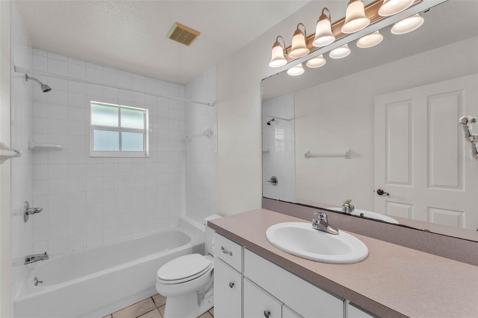 Image 24 of 59 For 8904 Carrolwood Drive