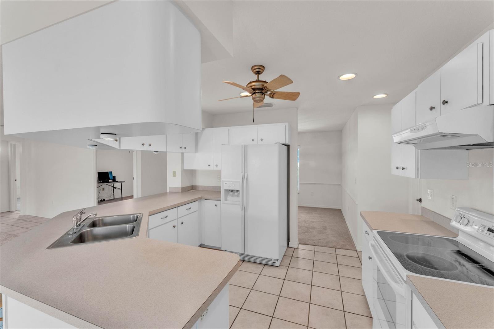 Image 30 of 59 For 8904 Carrolwood Drive