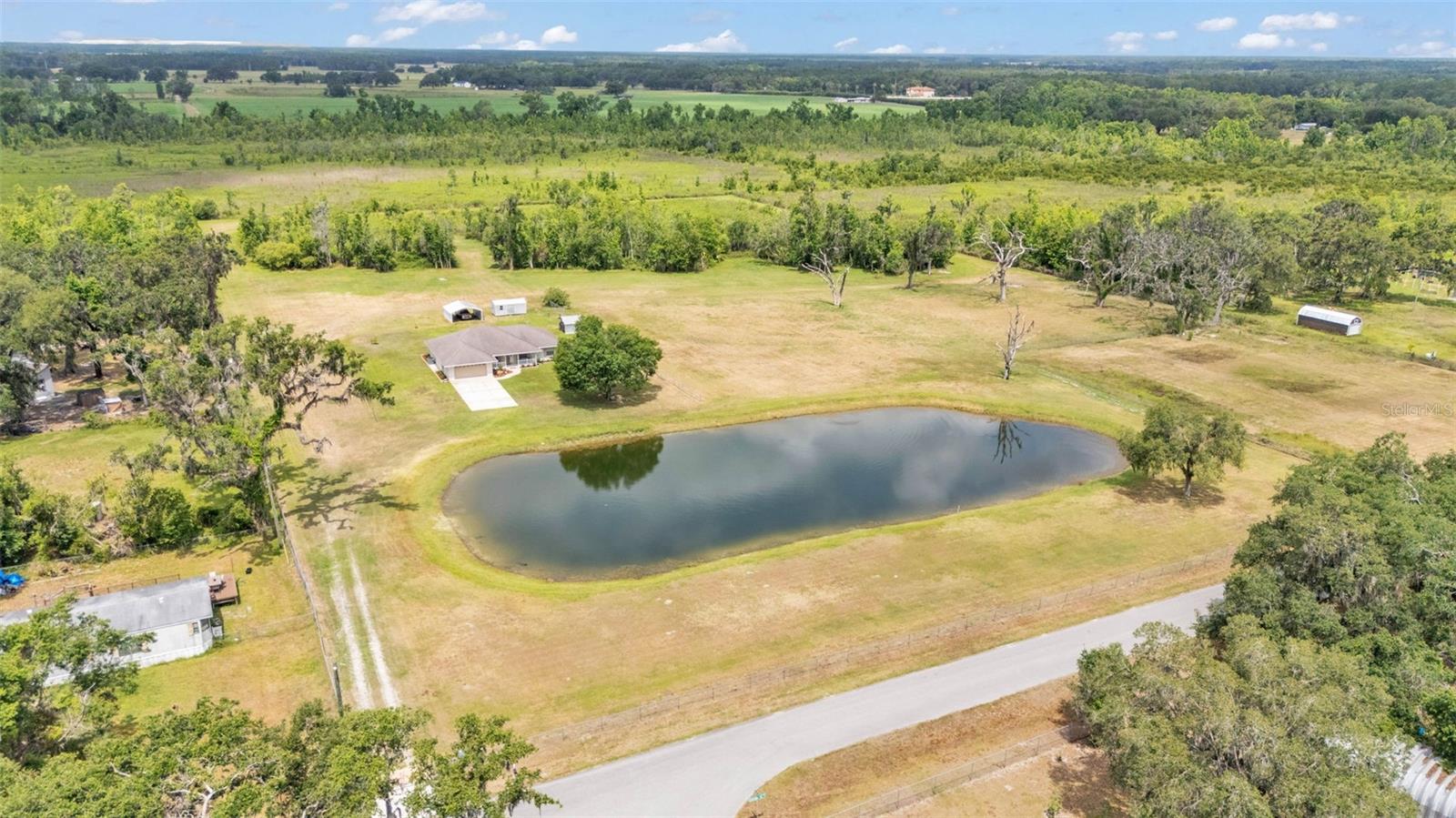 Image 9 of 59 For 8904 Carrolwood Drive