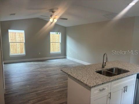 Image 4 of 13 For 420 9th Avenue