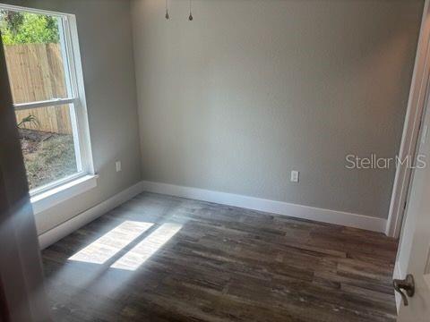 Image 6 of 13 For 420 9th Avenue