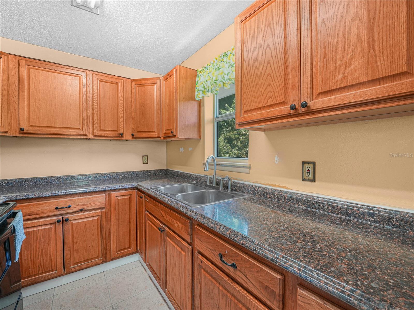 Image 19 of 36 For 3205 66th Street