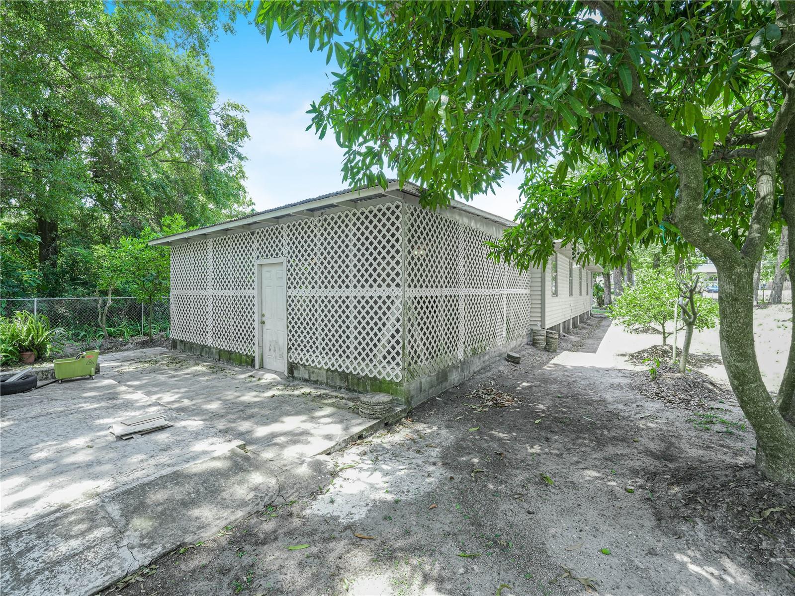 Image 25 of 36 For 3205 66th Street