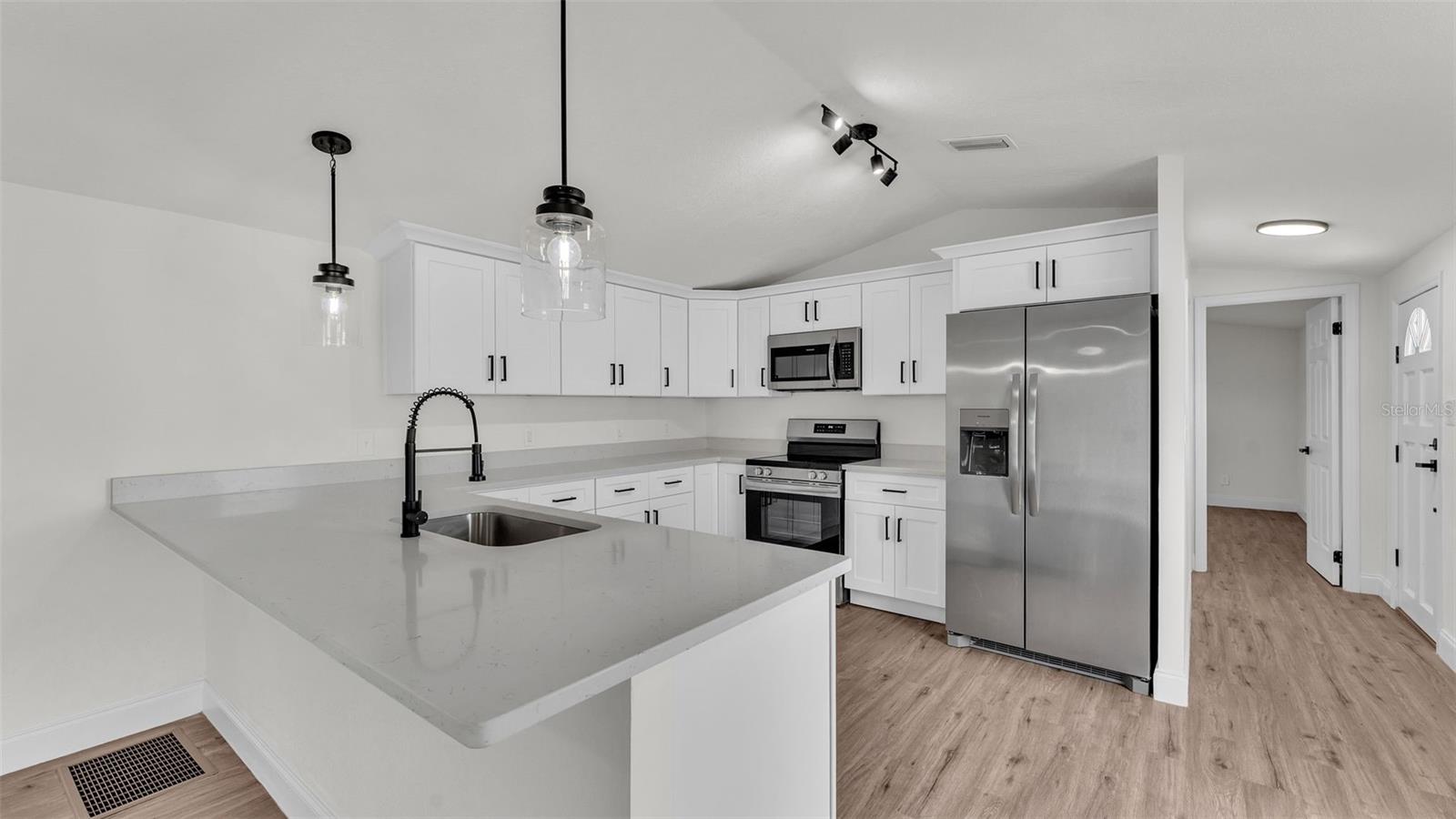 Image 17 of 55 For 14510 Brahma Road