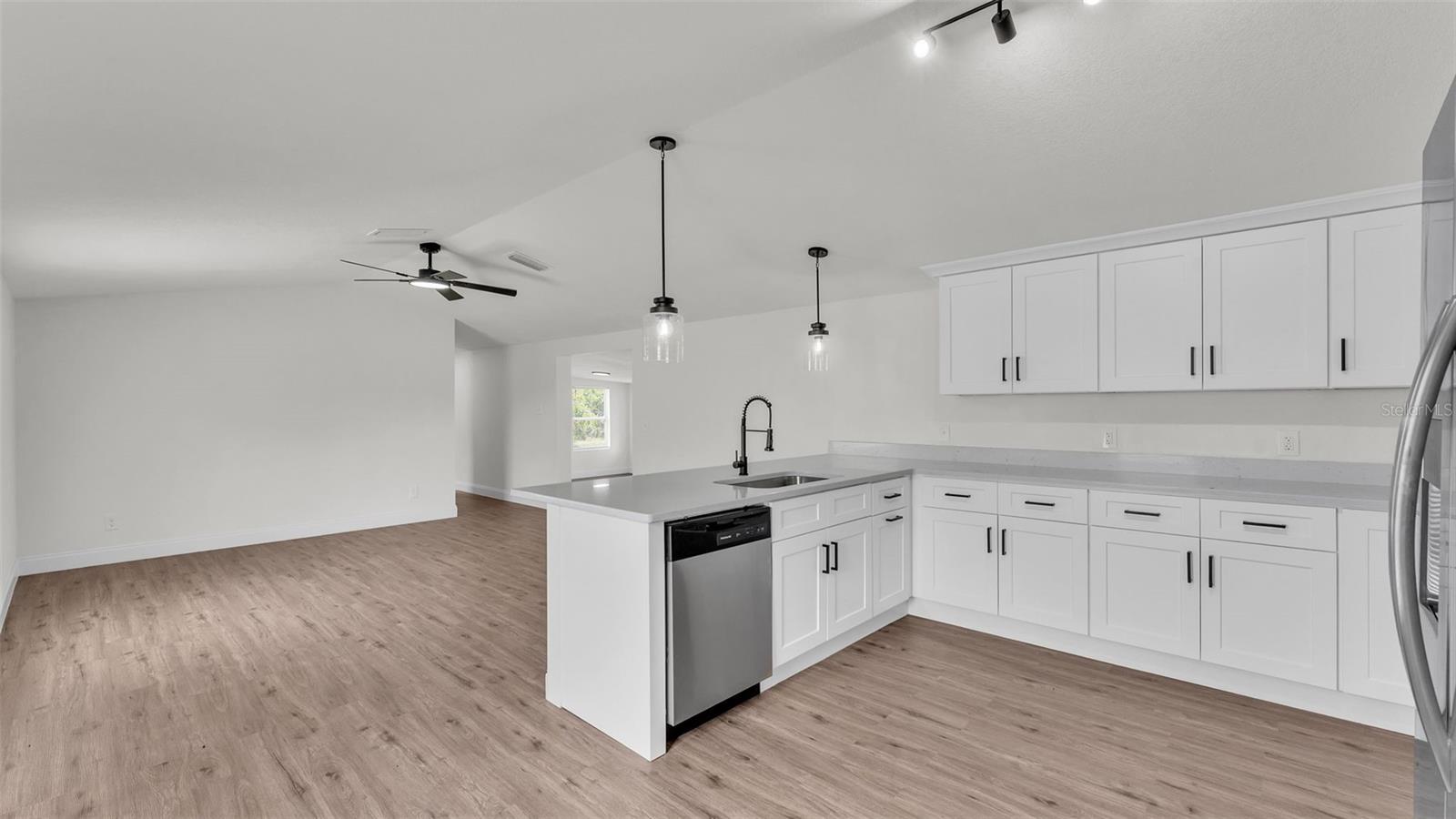 Image 21 of 55 For 14510 Brahma Road