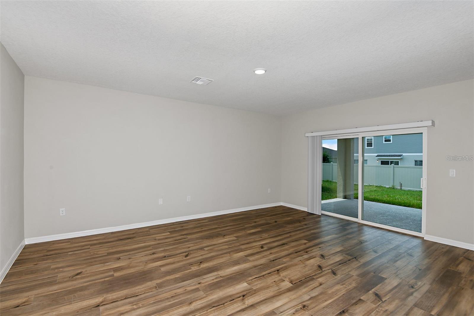 Image 9 of 28 For 14761 Summer Branch Drive 14761